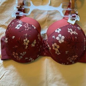 Adrienne Vittadini set of 3 Bras size 42D